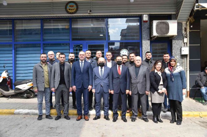 Vali Karadeniz, Alaşehir’de Borsa Ve Oda Başkanları İle Buluştu