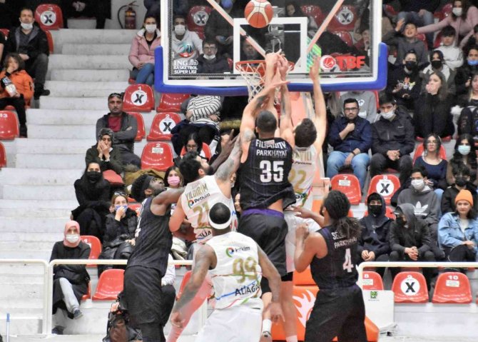 Ing Basketbol Süper Ligi: Aliağa Petkimspor: 109 - Hdı Sigorta Afyon Belediyesi: 87