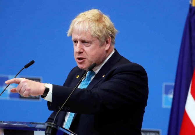 Johnson: “Ukrayna’ya ‘Ölümcül Yardımı’ Artıracağız”