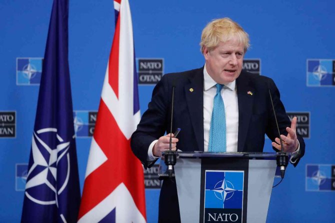 Johnson: “Ukrayna’ya ‘Ölümcül Yardımı’ Artıracağız”