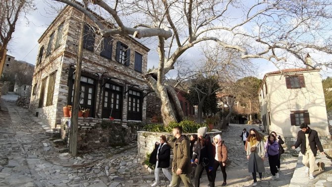 İ̇zmirli Öğrencilerden Aydın’a Teknik Gezi
