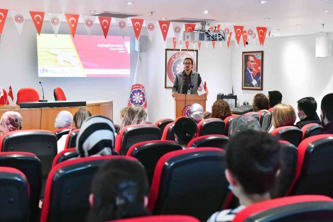 Kahramankazan’da Arıcılara Yüzde 50 Hibeli Arı Ve Kovan Desteği