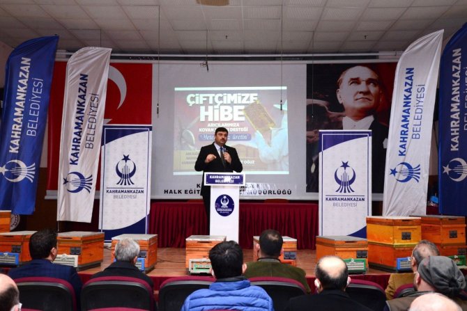 Kahramankazan’da Arıcılara Yüzde 50 Hibe İle Arı Ve Kovan Desteği