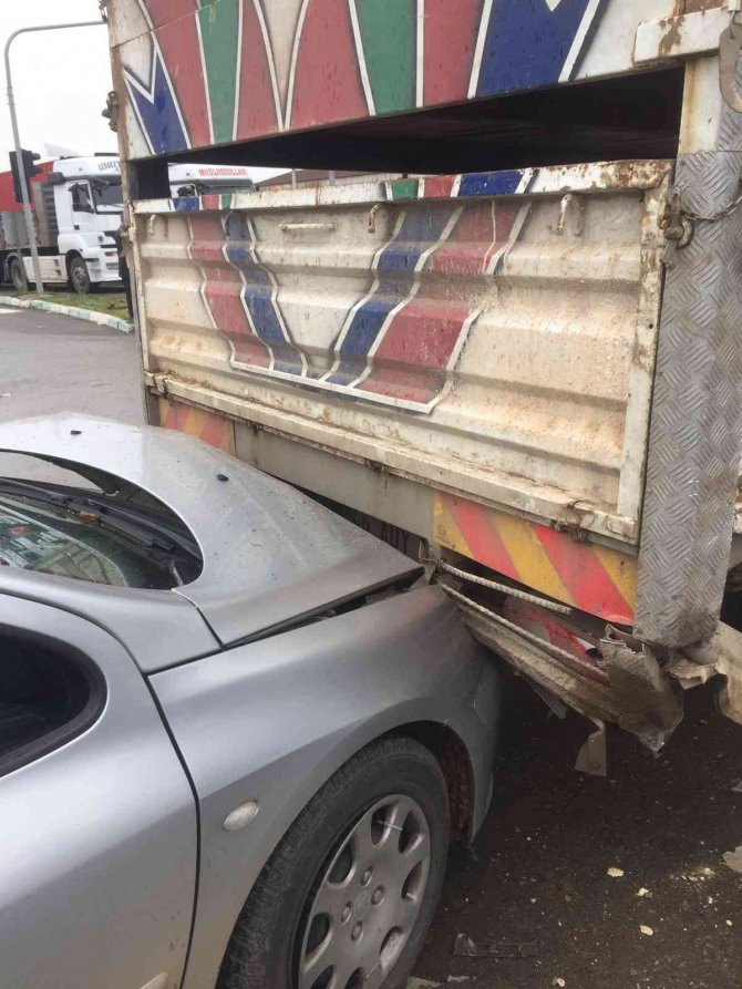 Kahramanmaraş’ta Kavşakta Zincirleme Kaza: 15 Yaralı