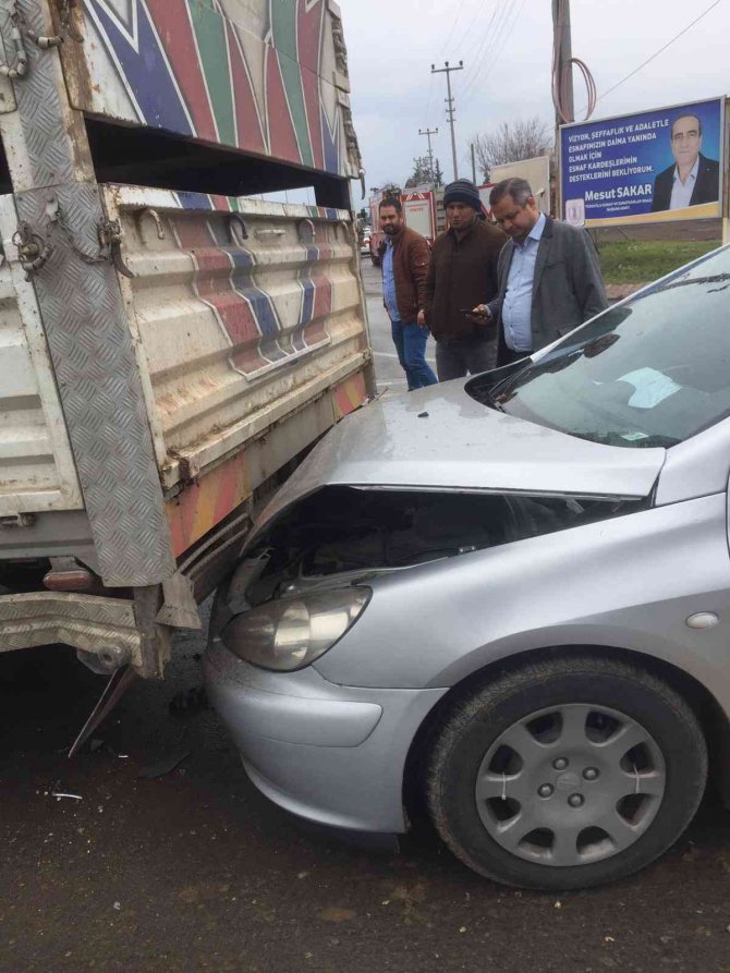 Kahramanmaraş’ta Kavşakta Zincirleme Kaza: 15 Yaralı