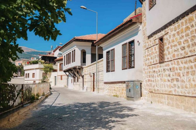 Tarihi Konaklar Projelerle Ayağa Kalkıyor