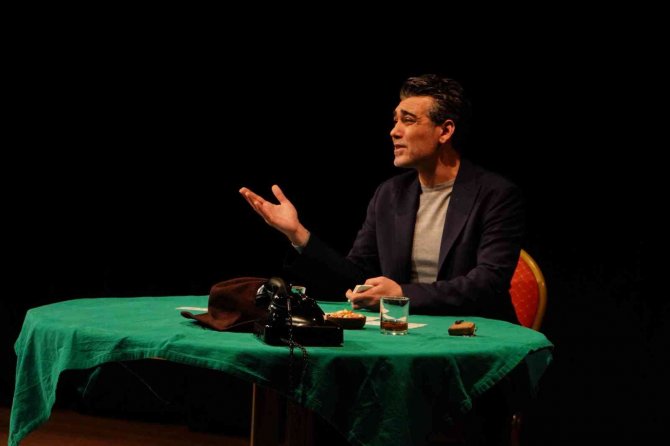 Ünlü Oyuncu Melis Birkan Ve Caner Cindoruk’tan Kadına Şiddete Anlamlı Tepki
