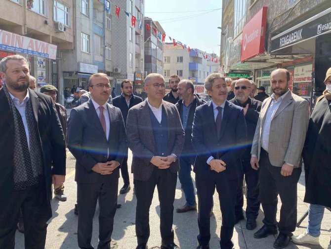 Üsküdar’da ’Üsmek Ünalan Kurs Merkezi’ Kapılarını Açtı