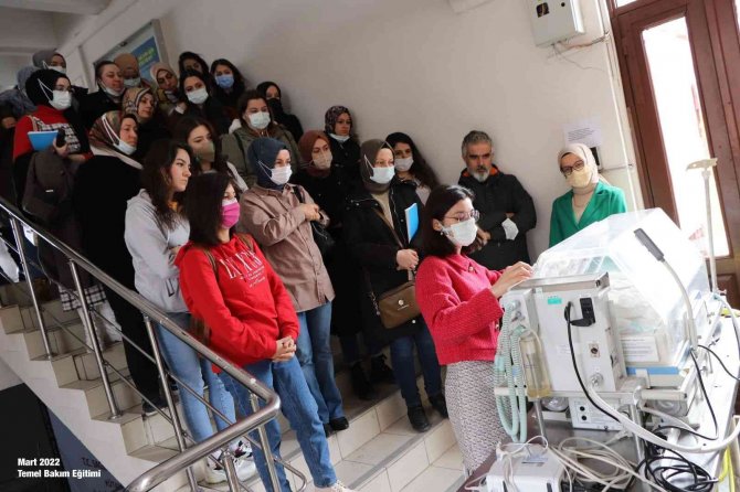 Kütahya’da Hekim Dışı Sağlık Personeline Eğitim