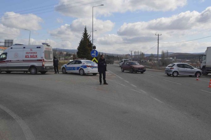 Tavşanlı’da Trafik Kazası: 2 Yaralı