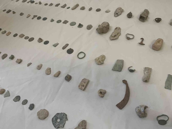 Tarihi Eserleri Sosyal Medyadan Satmak İsterken Yakalandılar