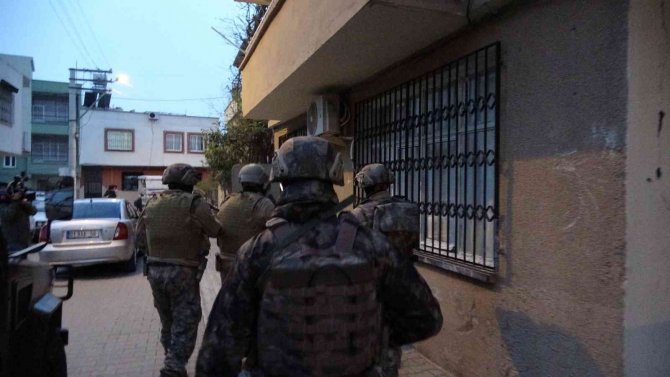 Mersin’deki Deaş Operasyonunda 13 Şüpheli Gözaltına Alındı