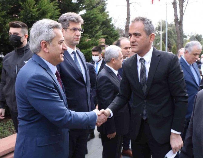 Eğitim Samsun’da Masaya Yatırılacak