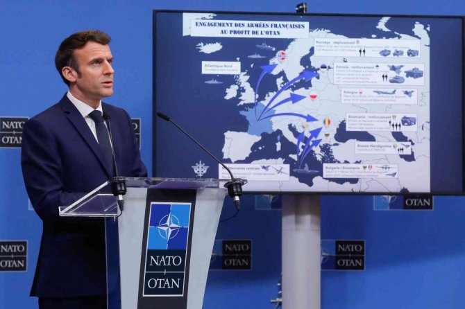 Macron: "Ukrayna’ya İhtiyaç Duyduğu Savunma Teçhizatını Sağlamaya Devam Edeceğiz"
