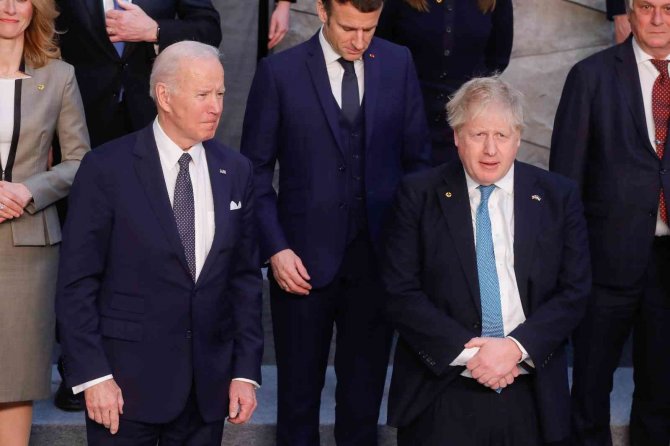 Erdoğan, Nato Liderler Zirvesi’nde Aile Fotoğrafı Çekimine Katıldı