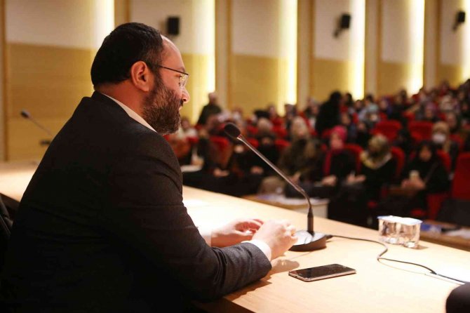 Kılınç, Üniversite Öğrencileriyle Bir Araya Geldi