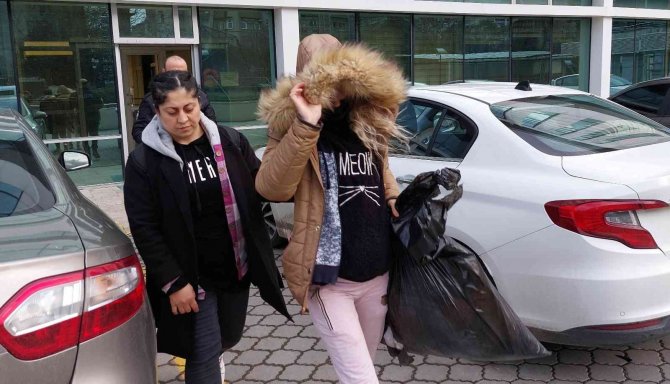 Girdiği Evden 100 Bin Liralık Altın Çalan Kadın Tutuklandı