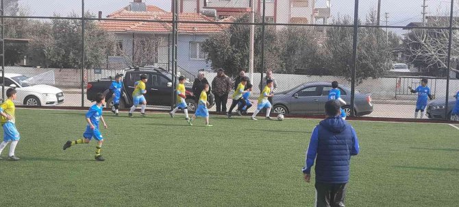 Sarıgöl’de Okullar Arası Futbol Turnuvası Başladı