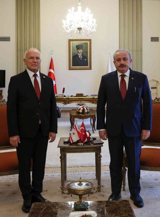 Tbmm Başkanı Şentop, Kktc Meclis Başkanı Töre İle Bir Araya Geldi
