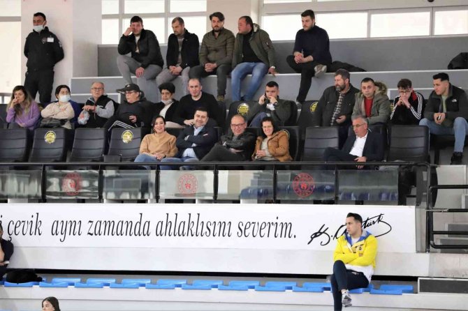 Turgutlu Belediyespor’dan Bir Galibiyet Daha: 75-66