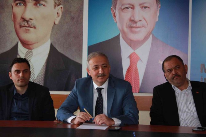 Ak Parti Muğla İ̇l Başkanı Mete, Marmaris’te Yaptığı Toplantıda Turizmcilere Güzel Haberler Verdi