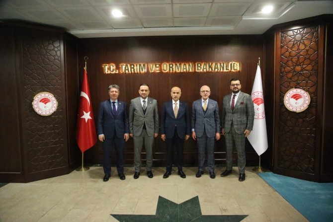 Manisa’nın Ak Parti’li Vekilleri Bakanlarla Görüştü