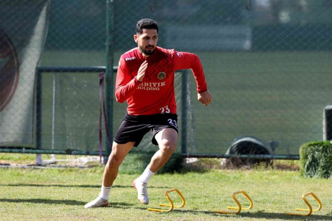 Alanyaspor, Çaykur Rizespor Maçına Çift İdmanla Hazırlanıyor
