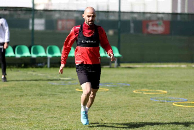 Alanyaspor, Çaykur Rizespor Maçına Çift İdmanla Hazırlanıyor