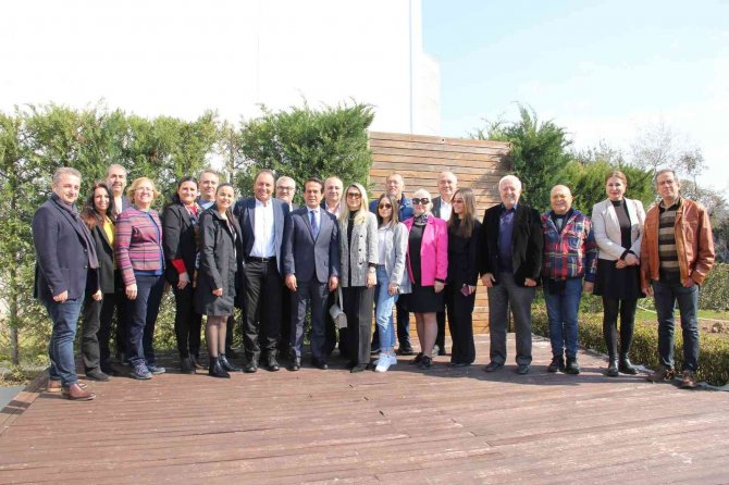 Atb Başkanı Çandır: “Antalya Bitkisel Üretimde Türkiye Birincisi”