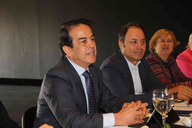 Atb Başkanı Çandır: “Antalya Bitkisel Üretimde Türkiye Birincisi”