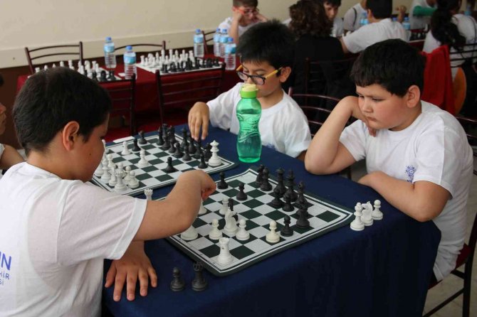 Germencik’te 5. Satranç Turnuvası İçin Geri Sayım Başladı