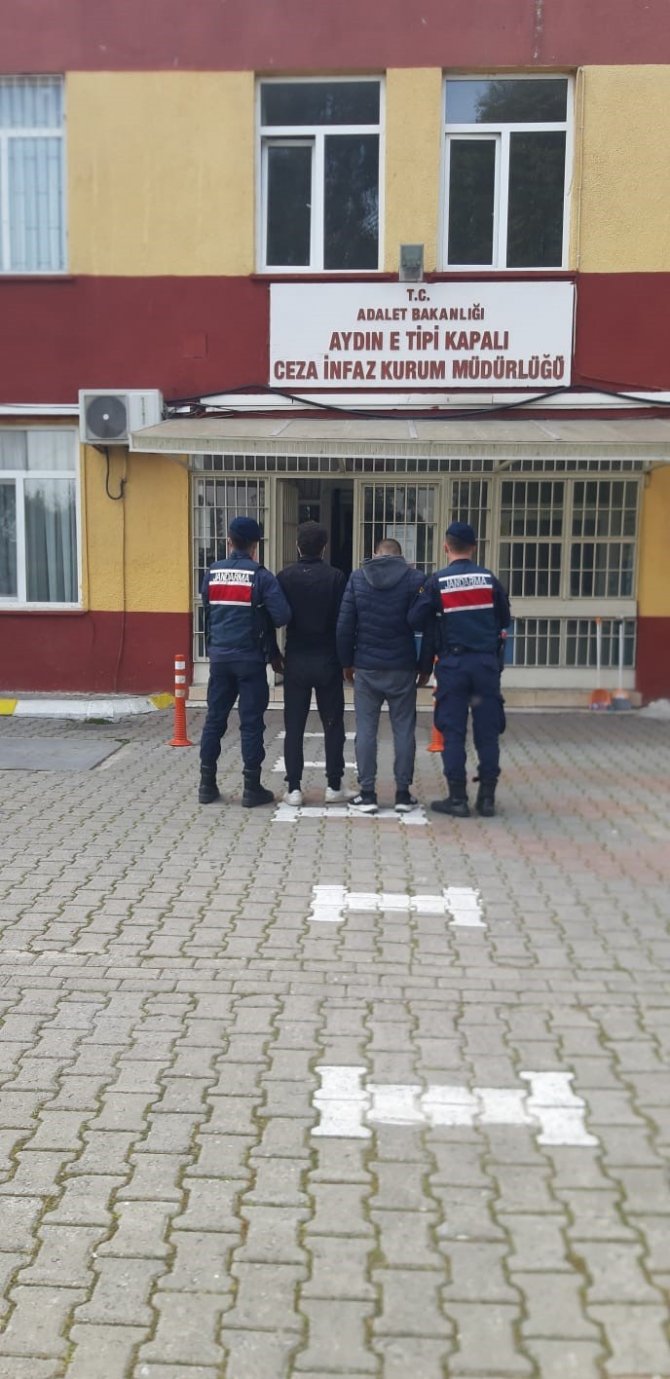 Azılı Hırsızları Jasat Yakaladı