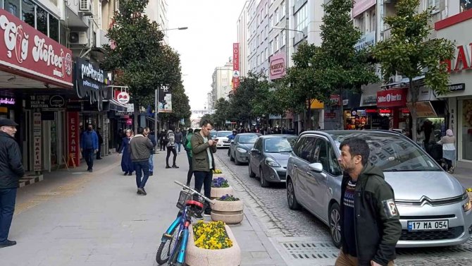 Balıkesir’de Hava Sıcaklığı 18 Dereceyi Gördü