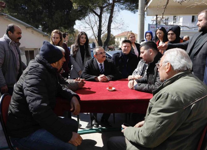 Ak Partili Sürekli: "Menderes Ak Parti Belediyeciliğini Özlüyor"