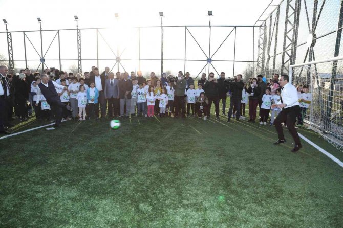 Mustafakemalpaşa’da Çifte Açılış