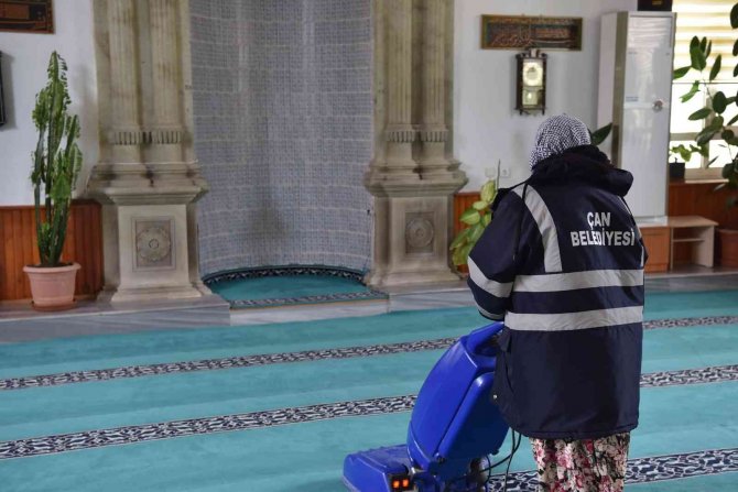 Çan’da İbadethaneler Ramazan Ayına Hazırlanıyor