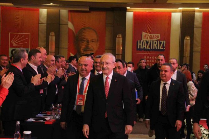 Chp Genel Başkanı Kılıçdaroğlu: "Hazırladığımız Kitapçıktaki Çözümleri, Yönetici Pozisyonundaki Herkes Ezberleyecek"