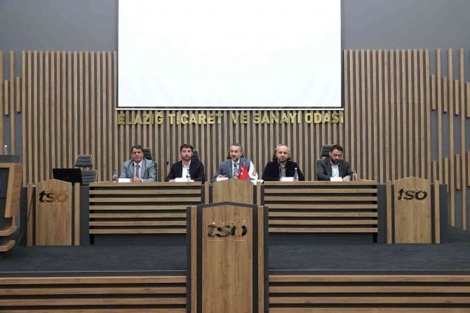 Kamu Taahhüt Ve Müteahhitlik Sektörü İstişare Toplantısı Yapıldı