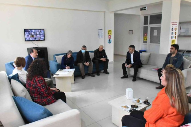 Öğrenci Pansiyonlarından Sorumlu İdarecilerle Toplantı Yapıldı