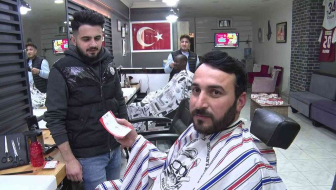 Tıraş Olan Maç Bileti Hediye