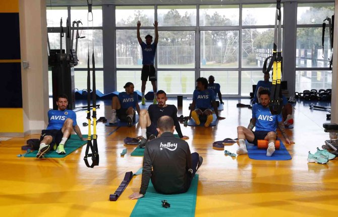 Fenerbahçe’de Kayserispor Maçı Hazırlıkları Devam Etti