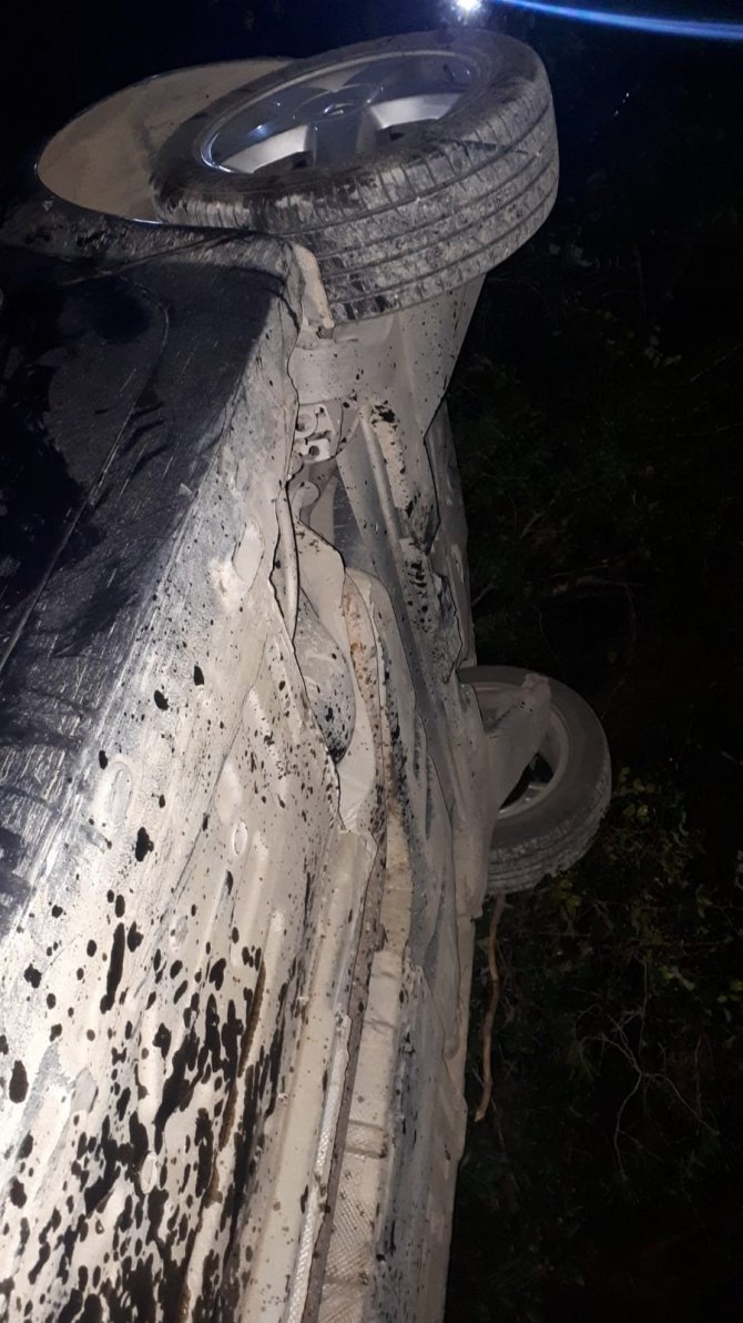 Fethiye’de Otomobil Uçuruma Yuvarlandı