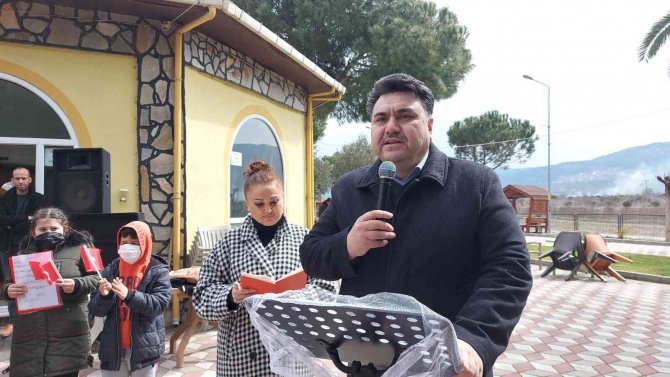 Bu Kez Türkülerini Koca Seyit Ve Çanakkale Şehitleri İçin Söylediler