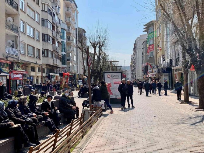 Eskişehir’de Bahar Sonunda Yüzünü Gösterdi