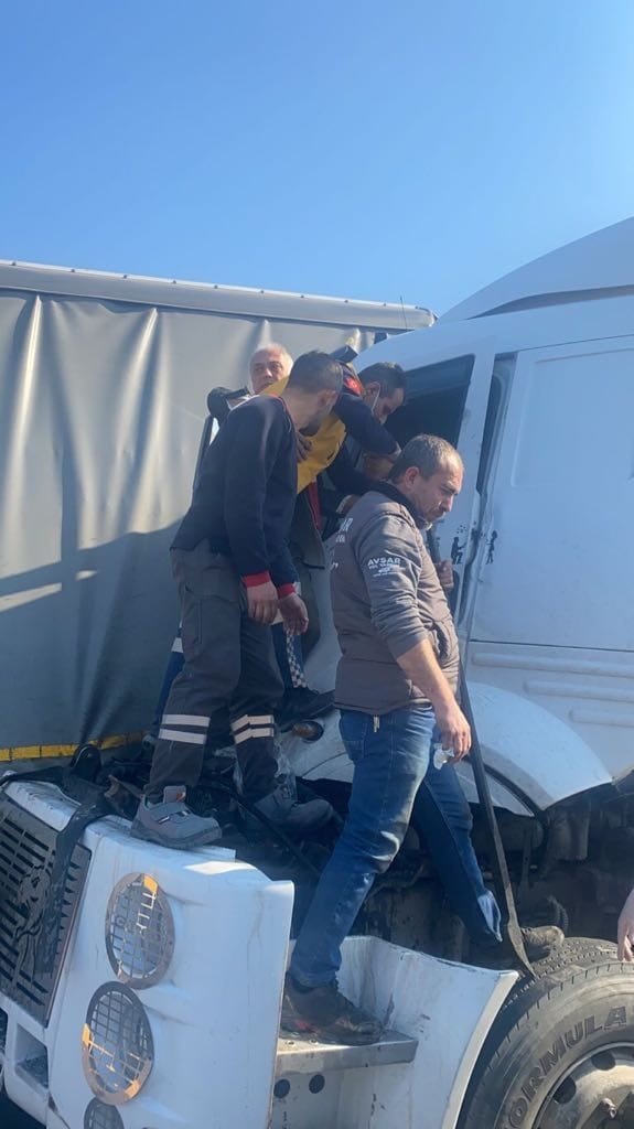 Manisa’da Zincirleme Kaza: 4 Yaralı