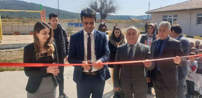 Milas Fesleğen İ̇lkokulu Kütüphaneye Kavuştu