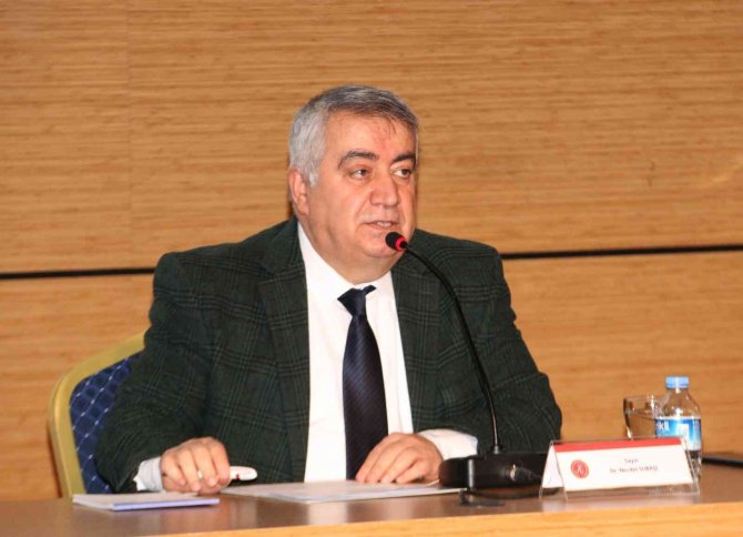 Meb Bakan Müşaviri Dr. Subaşı Nevü’de ‘Modern Dini Müfredat’ Söyleşisine Katıldı