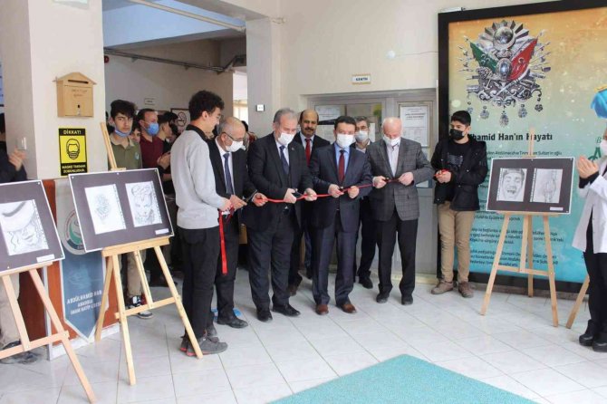 Resim Sergisi Açtılar