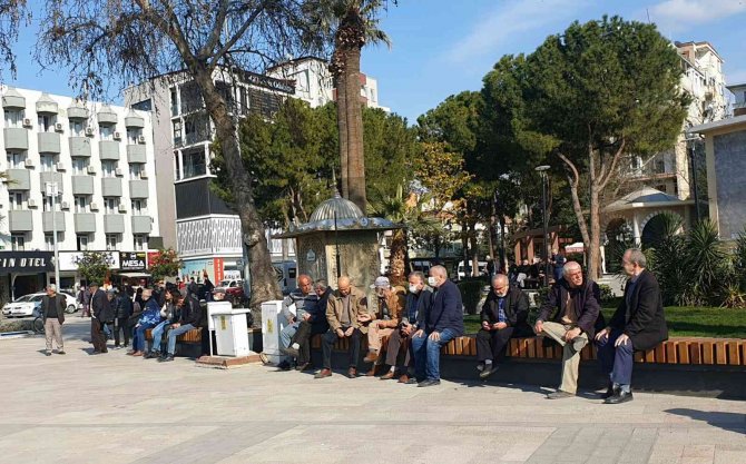 Denizlililer Vaka Sayılarındaki Büyük Düşüşü Aşıya Bağladı