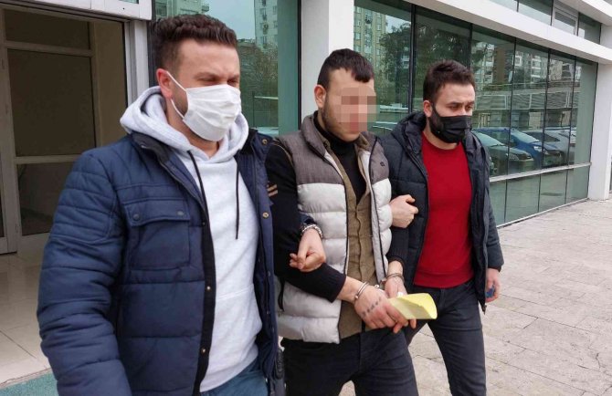 2 Adet Televizyon Çaldı, Parmak İzinden Yakalandı